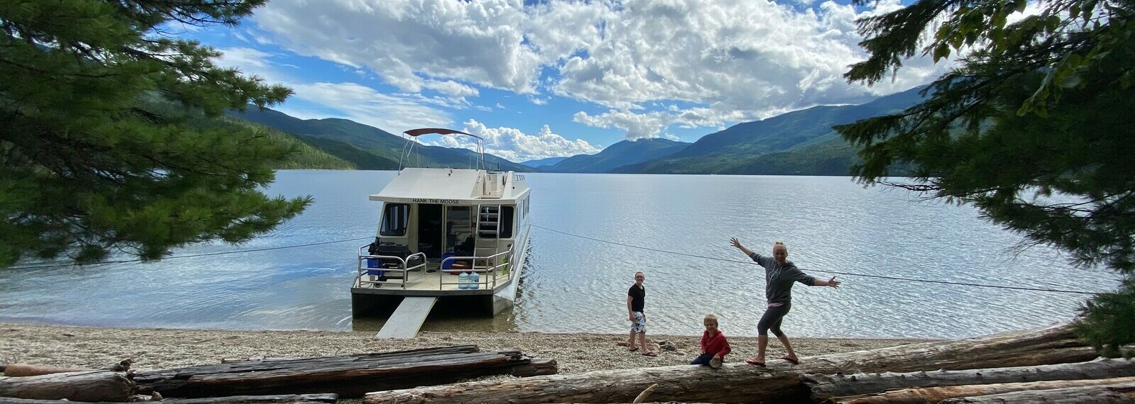 houseboating